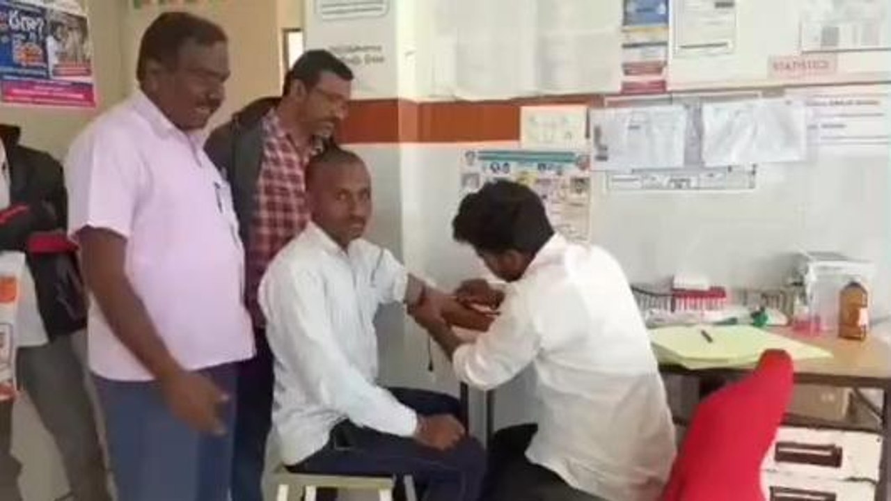 సిద్దిపేట: ఆడవాళ్లే ఎందుకు.. మగవారు చేసుకోండి