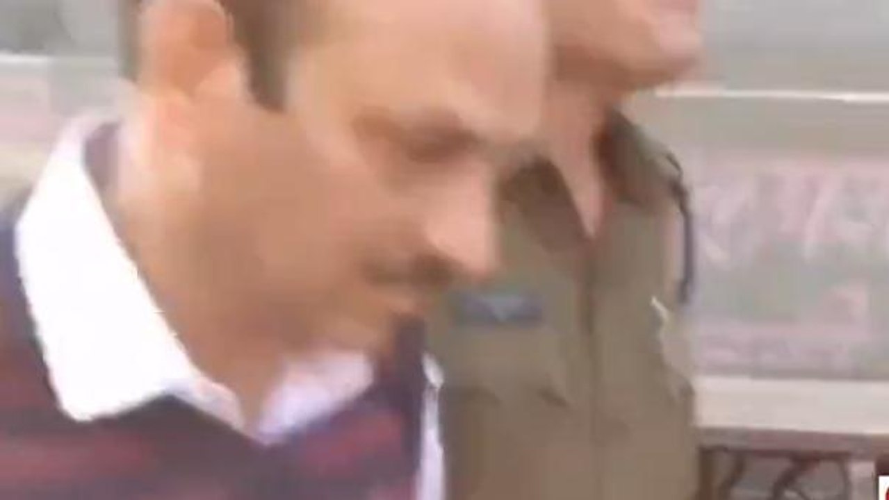 सिवनी : स्कूली छात्रा से छेड़छाड़, आरोपी प्राचार्य ने फिल्मी अंदाज में किया सरेंडर