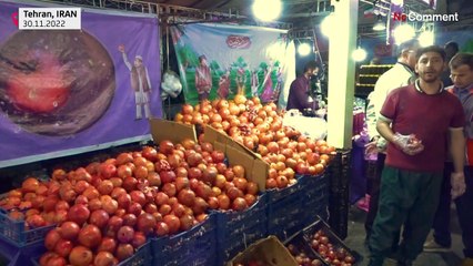Pomegranates are the stars in Tehran for the fruits' festival