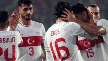 İstanbul devinden stopere yerli hamlesi! İki milli yıldızla masaya oturulacak