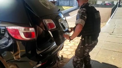 Homem é detido pelo Pelotão de Choque no Bairro Santa Cruz