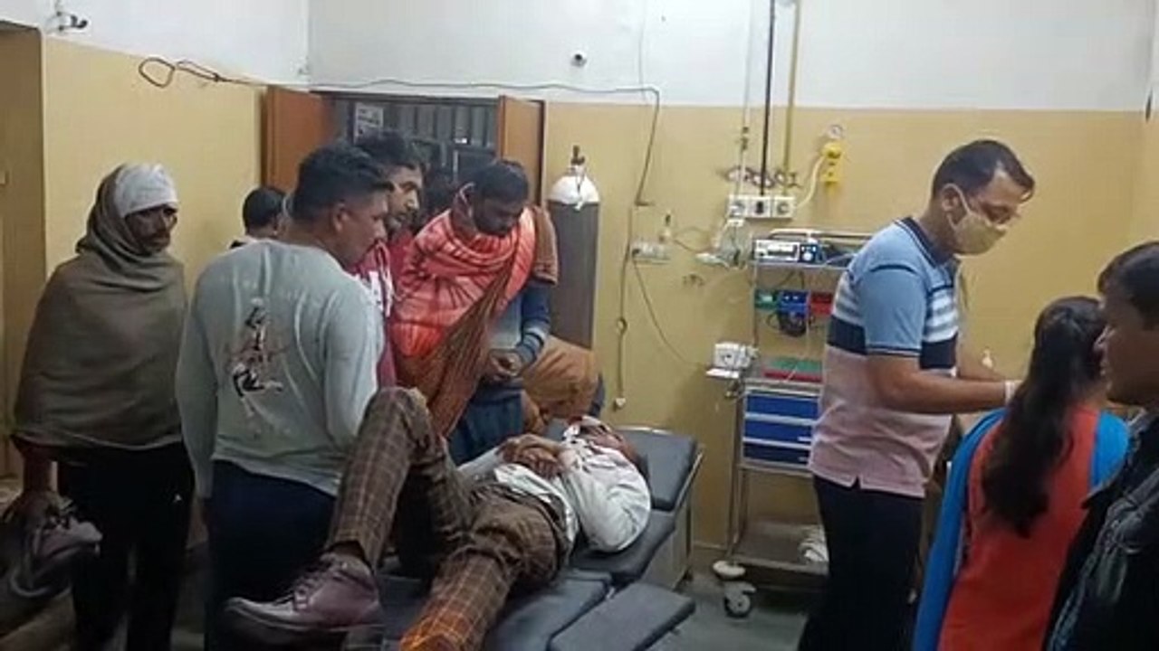 शादी समारोह में शामिल होने जा रहे आधा दर्जन लोग सडक़ हादसे में घायल