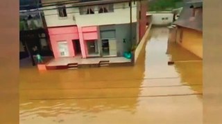 Brazil Turns Into a River Today! terrible flash floods hit santa catarina