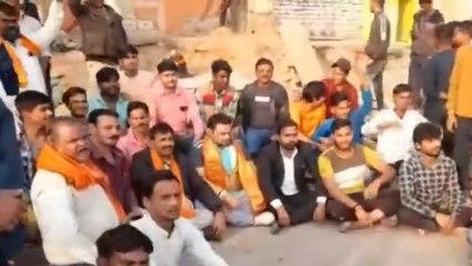 ग्वालियर:सड़क निर्माण के दौरान प्रकट हुए भगवान,दर्शन करने भक्तों का उमड़ा जन सैलाब