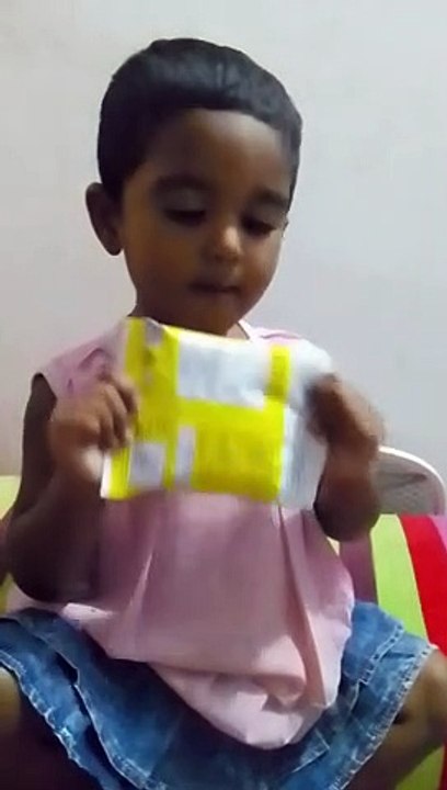 মরিয়ম বাবু এটা খাবে Samira & Mariam world's