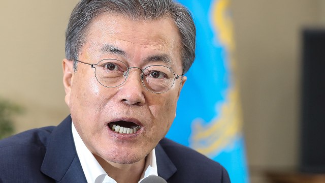 [더뉴스] 文 부디 도 넘지 말라 vs 여 국민에게 선 넘었다 / YTN