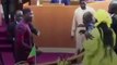 برلمان السنغال.. مقطع يوثق نائبًا يصفع زميلته وآخر يستعد للشجار بخلع ملابسه