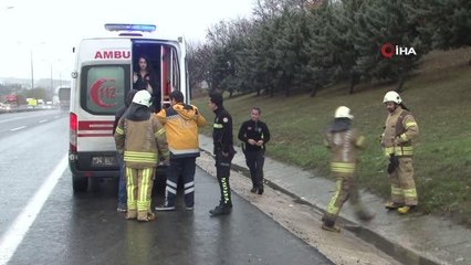 Yağmur kazayı beraberinde getirdi: Kontrolden çıkan kamyon devrildi