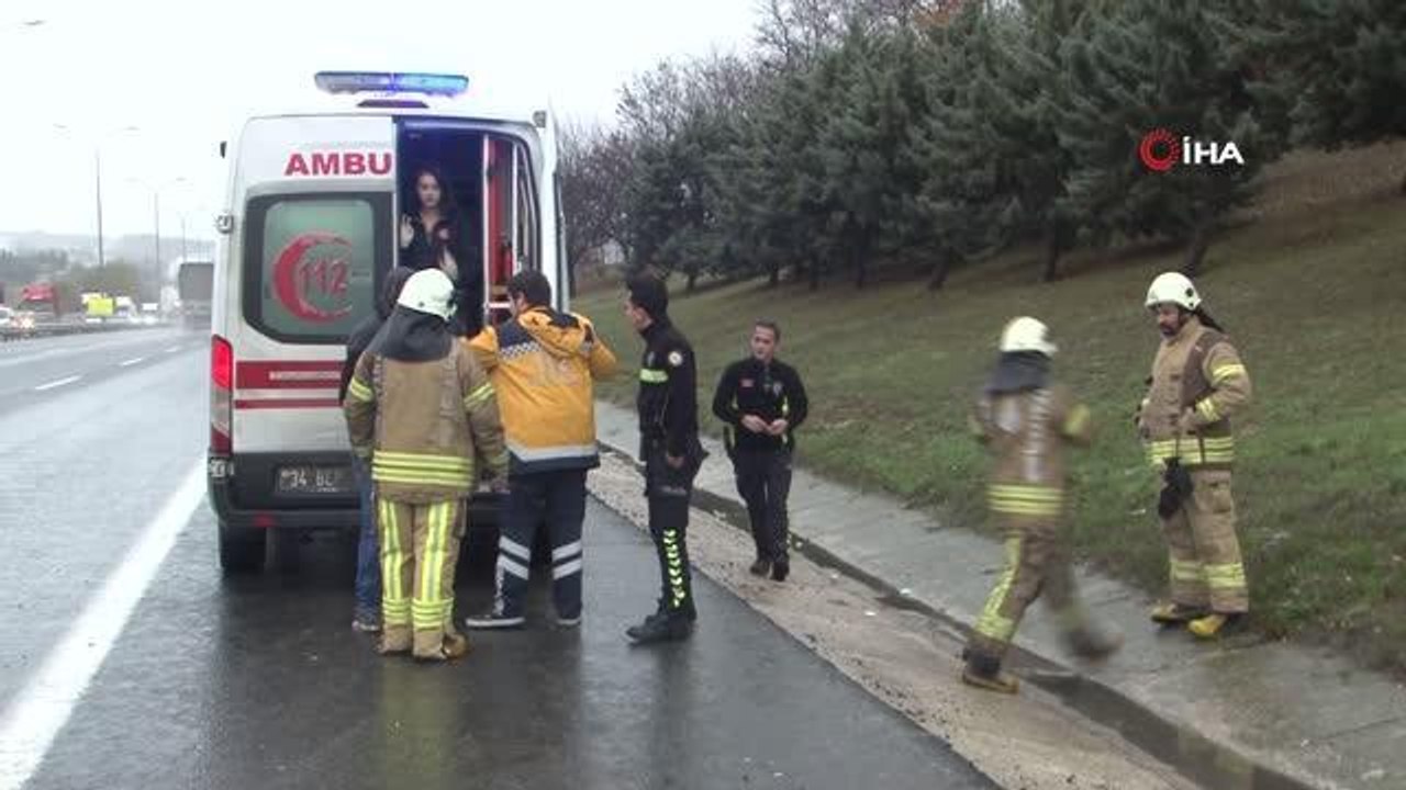 Yağmur kazayı beraberinde getirdi: Kontrolden çıkan kamyon devrildi