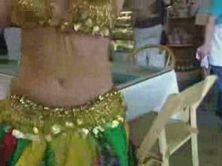 The Awful Truth-1x11A- Inspecteurs en armement