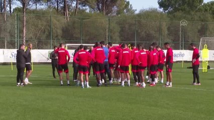 Ümraniyespor hazırlıklarını sürdürdü