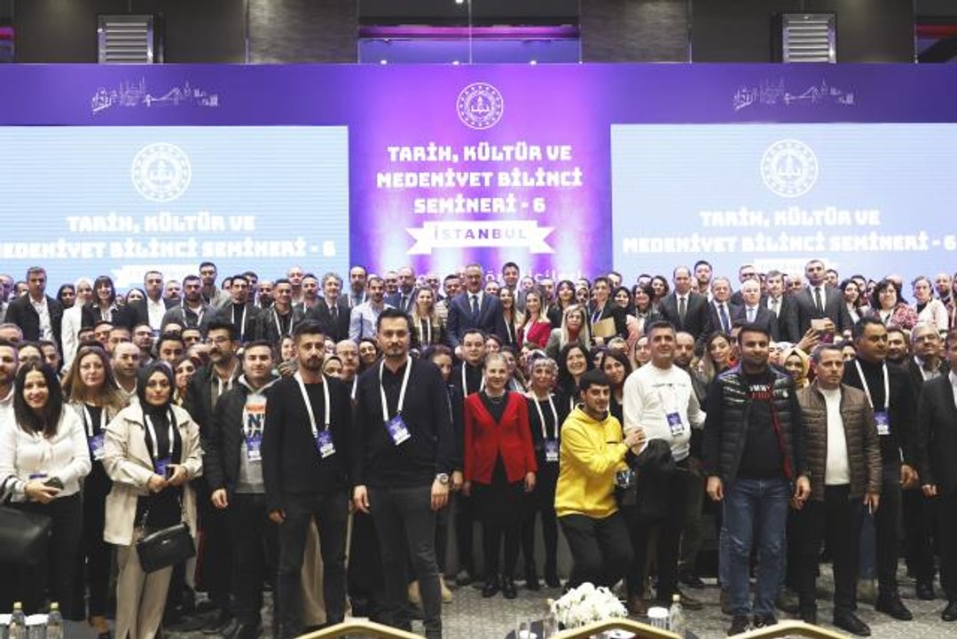 Milli Eğitim Bakanı Özer, "Tarih, Kültür ve Medeniyet Bilinci Semineri"nde konuştu