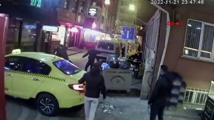 Barlar Sokağı'nı savaş alanına çevirdiler! Testereyle mekan bastı