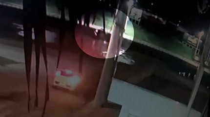Vídeo mostra queda de carro no Rio Itajaí-Mirim, em Brusque