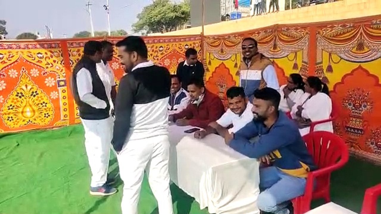विधायक रामलाल के जन्मदिन पर समर्थकों ने रक्तदान के लिए करवाया पंजीकरण