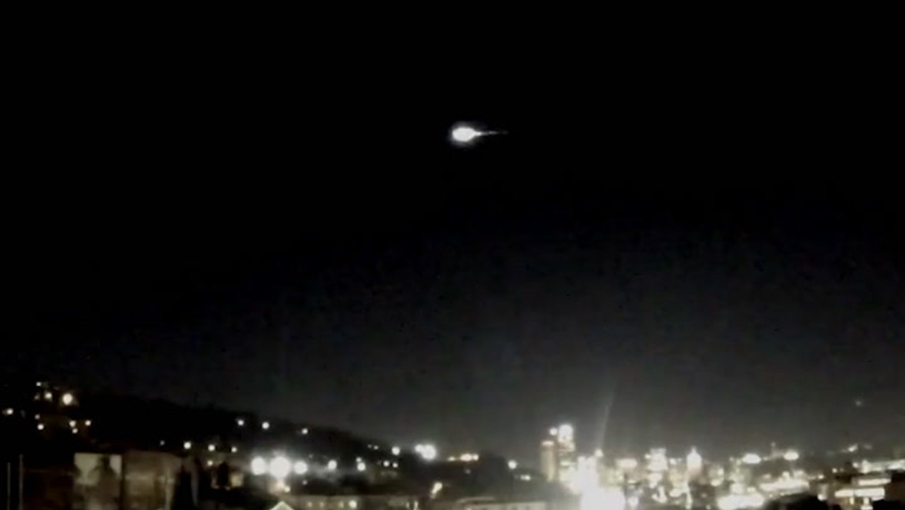 Sky camera spots meteor over downtown Pittsburgh