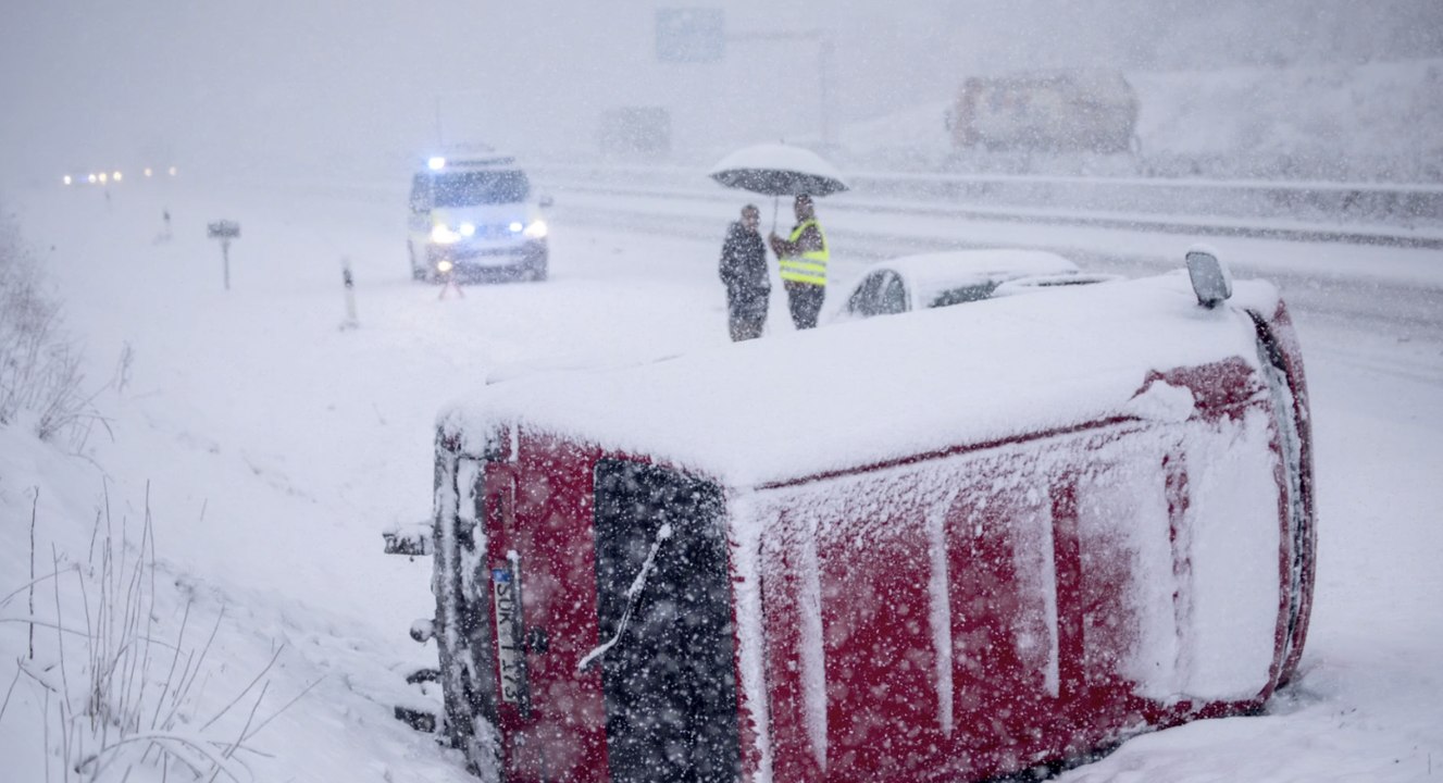 A9 wegen radioaktiver strahlung vollgesperrt!