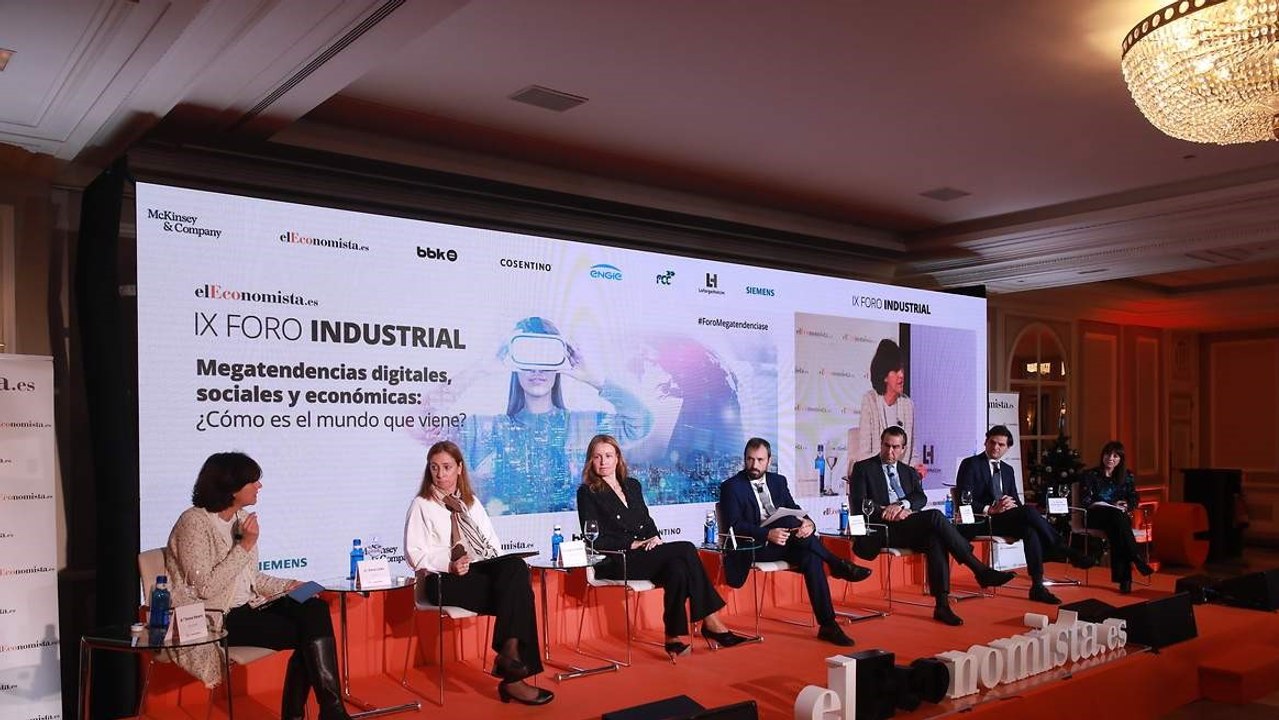 Descarbonización, reciclaje y apuesta por las 'verdes', tendencias en sostenibilidad empresarial - IX Foro Industrial