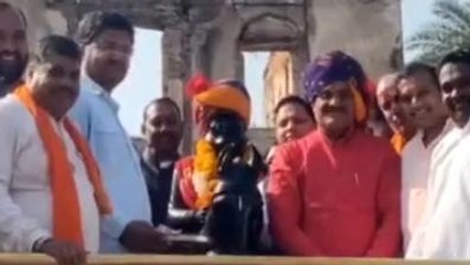 धार : भाजपा प्रदेश अध्यक्ष वीडी शर्मा पहुंचे ग्राम अमझेरा,क्या रहा विशेष,देखें रिपोर्ट