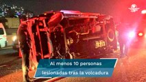 Combi vuelca y provoca caos en autopista México-Pachuca
