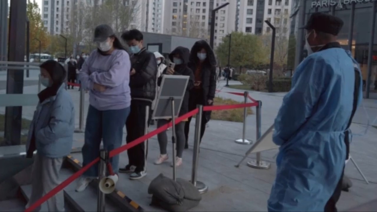 Politique "Zero Covid" en Chine, le pays assouplit ses règles