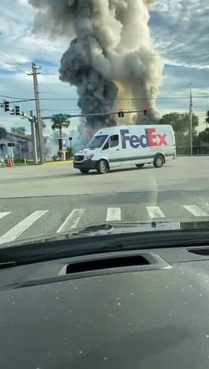 Quand tu apportes quelques feux d'artifices pour fêter ton départ