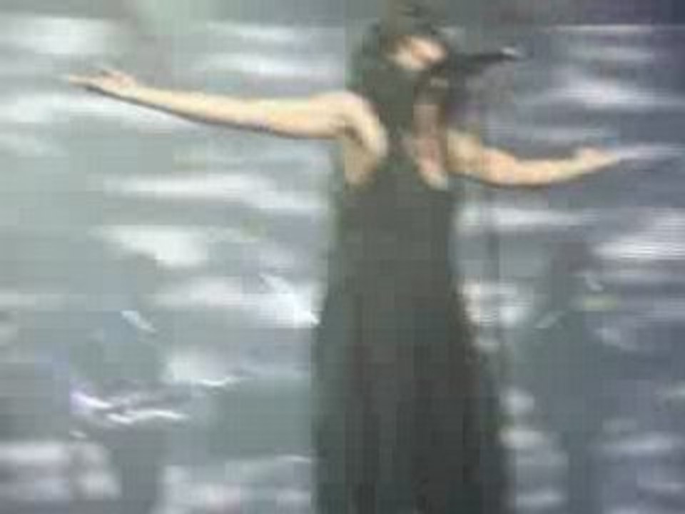 Jenifer à Marseille le 12.03.08 - Si c'est une île.