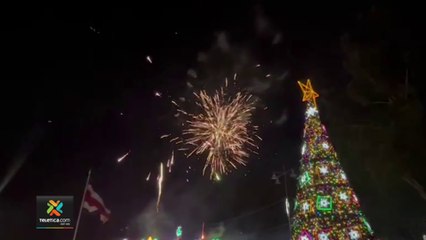 tn7-Poco más de 500 mil luces dan la bienvenida a la Navidad en Cartago-021222