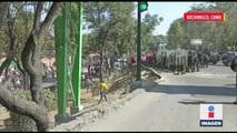 Pobladores de Xochimilco se enfrentaron con policías por bloqueo