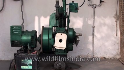 Tải video: Electricity generated from Bio gas - Sulabh Museum of toilets, Delhi