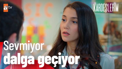 Afra, Oğulcan'ın uyarılarını dikkate almamakta kararlı - Kardeşlerim 70. Bölüm