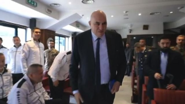 Crosetto: chi fa parte di famiglia Difesa non è mai lasciato solo