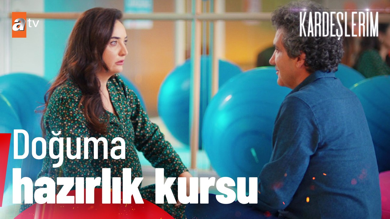 Şengül ve Orhan doğuma hazırlık kursunda - Kardeşlerim 70. Bölüm