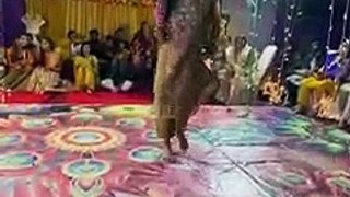 Pakistani Girl Viral Dance 2022