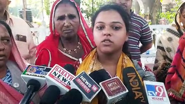 तोरण पर वधू पक्ष से मांगे 10 लाख कैश-कार-बाइक, वापस ले गए बारात