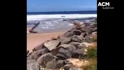 Boat capsizes at Bellambi | Illawarra Mercury | 4 December 2022