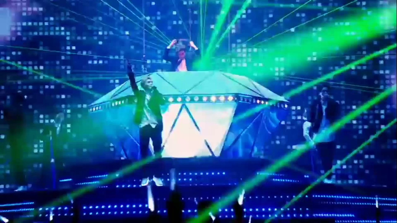 EXO - Run (The Exoluxion in Seoul)