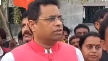 পূর্ব বর্ধমান: মুখ্যমন্ত্রী সঙ্গে করে অস্ত্র নিয়ে যাচ্ছেন, বিজেপি সাংসদের মন্তব্যে চাঞ্চল্য