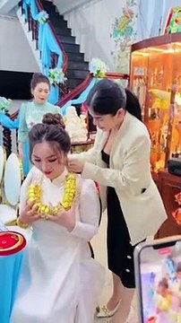 Cô dâu mang 50 cây vàng kín người trong ngày cưới: Nặng tới 2kg nhưng không mệt, vẫn vui