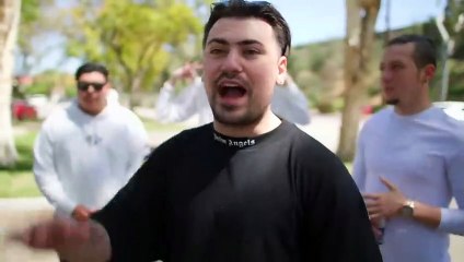 Aggressively Taking Pictures of GANGSTERS in the Hood GONE WRONG! (MUST WATCH)