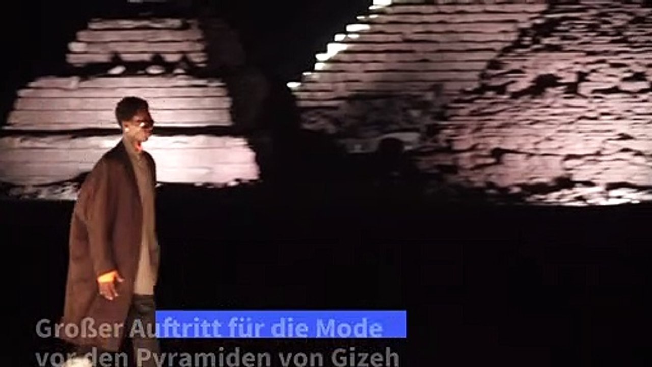 Dior-Modenschau an den Pyramiden von Gizeh