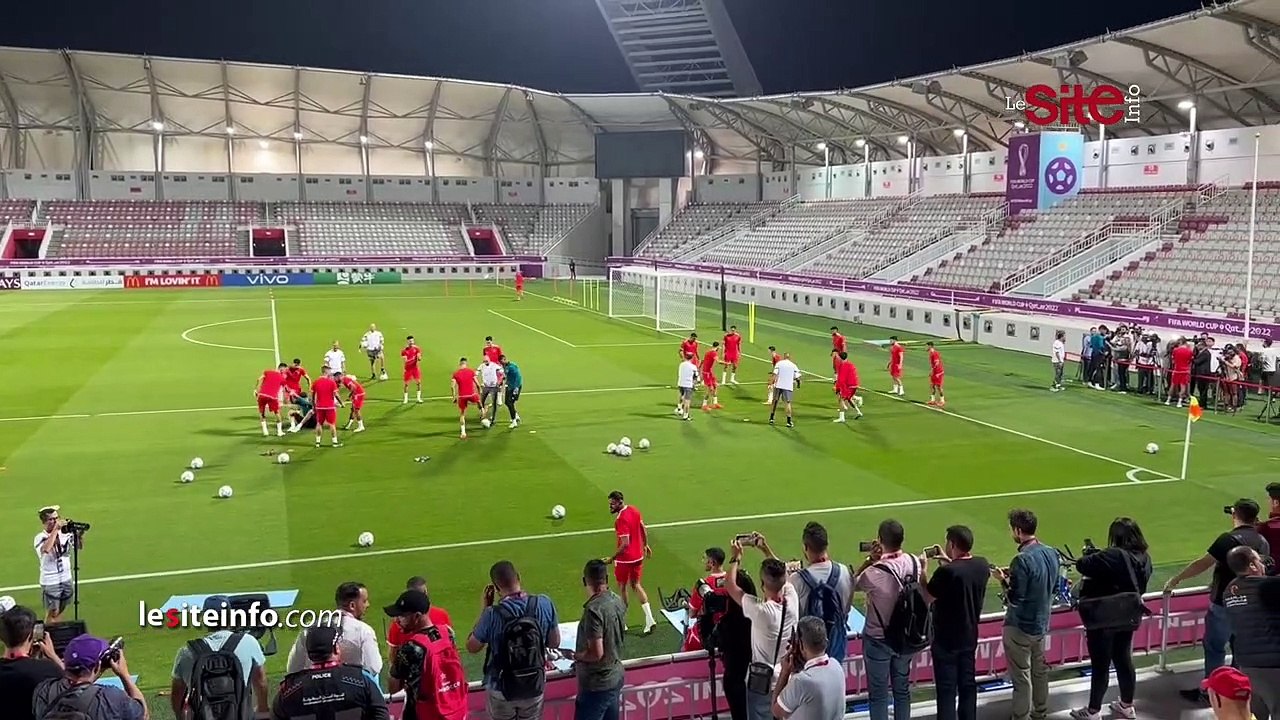 شاهد وليد الركراكي يجمع اللاعبين المحليين وأكر...
