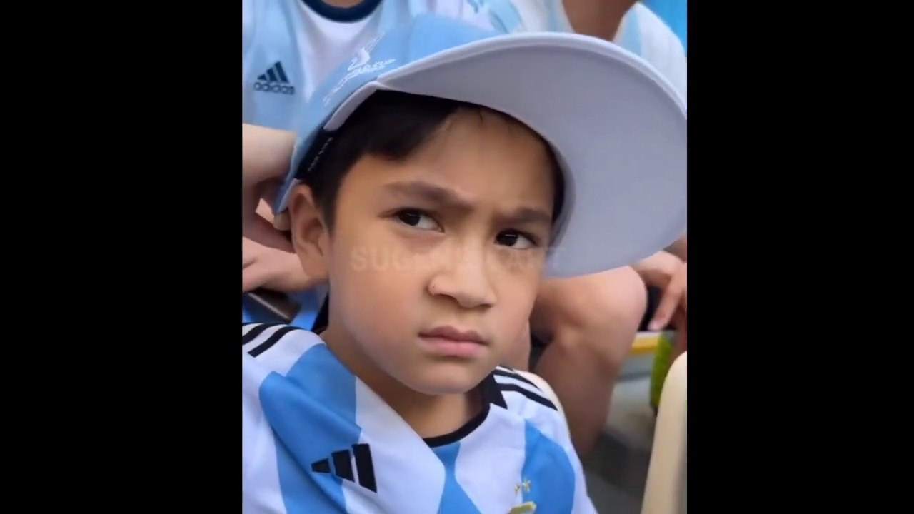 RAFFI & RAFATHAR NONTON ARGENTINA DI QATAR!!! RAFFI LIAT PIALA DUNIA