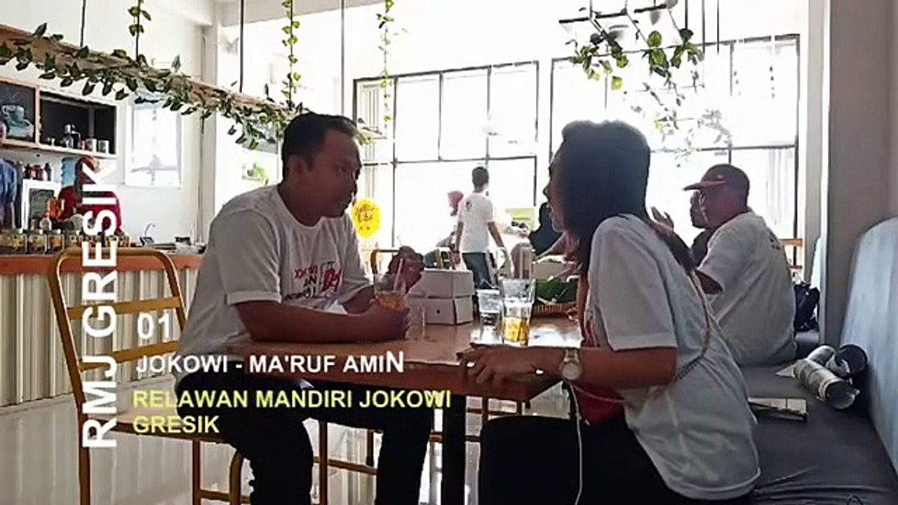 Nana & Siska: Generasi Milenial Pilih #01 Pak Jokowi - Ma'ruf Amin