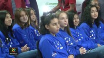 tn7-6 niñas costarricenses se capacitarán en el Space Center de la NASA -041222