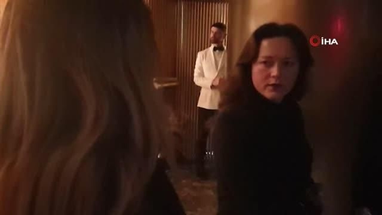 İngiltere'de hayvan hakları savunucularından Nusr-Et'e baskınProtestocular çalışanlar tarafından dışarı atıldı