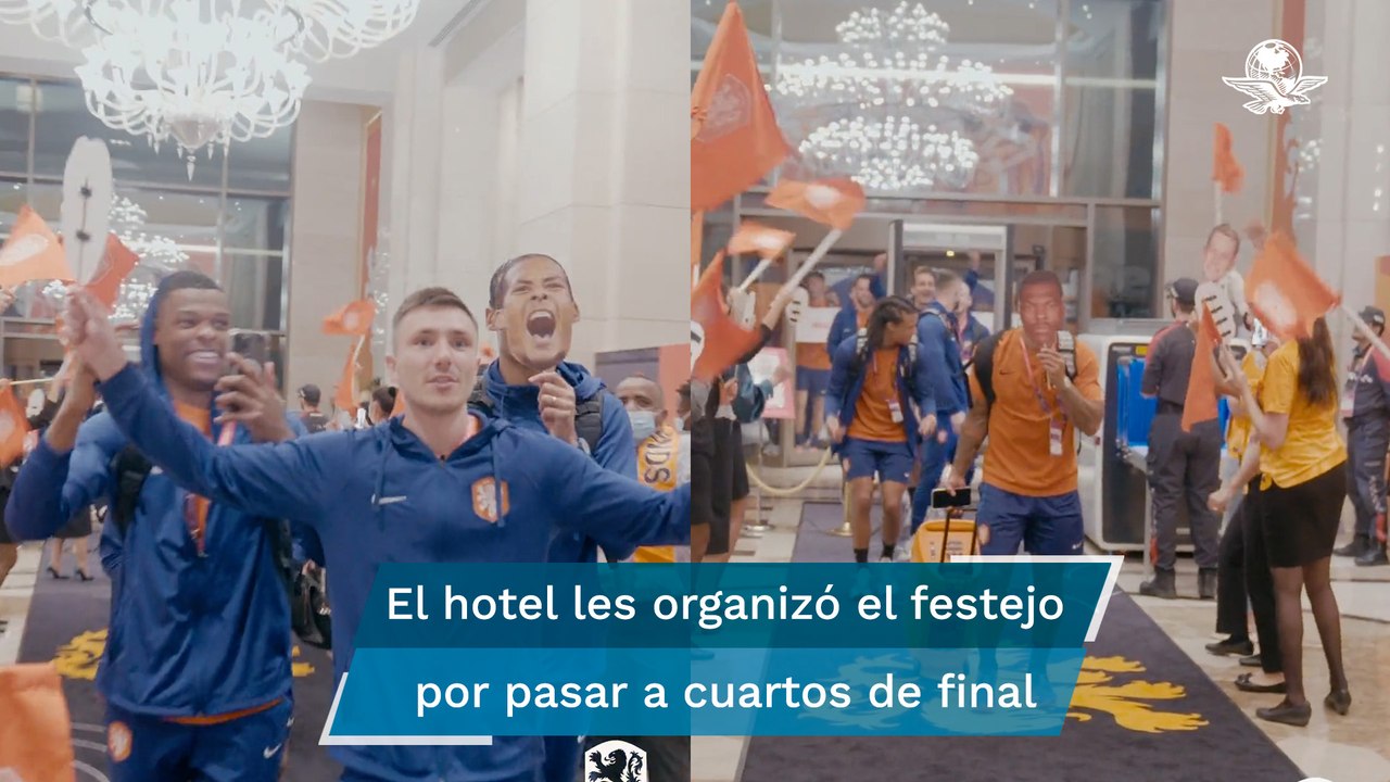 Bailando el ‘Waka Waka’, jugadores de Países Bajos bailan celebraron su pase a cuartos de final