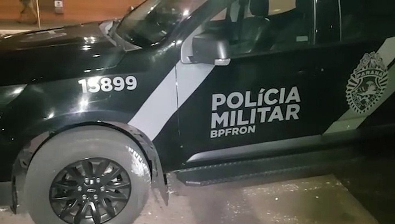 BPFron realiza fiscalização em ônibus na Rodoviária de Cascavel