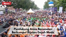 Ribuan Orang Berkumpul di Jalan Gajah Mada Sambut Kedatangan Bakal Calon Presiden Anies Baswedan