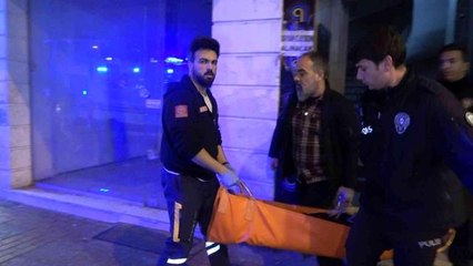 Masaj salonundaki tartışma kanlı bitti, 1 kişi bıçaklanmış halde bulundu